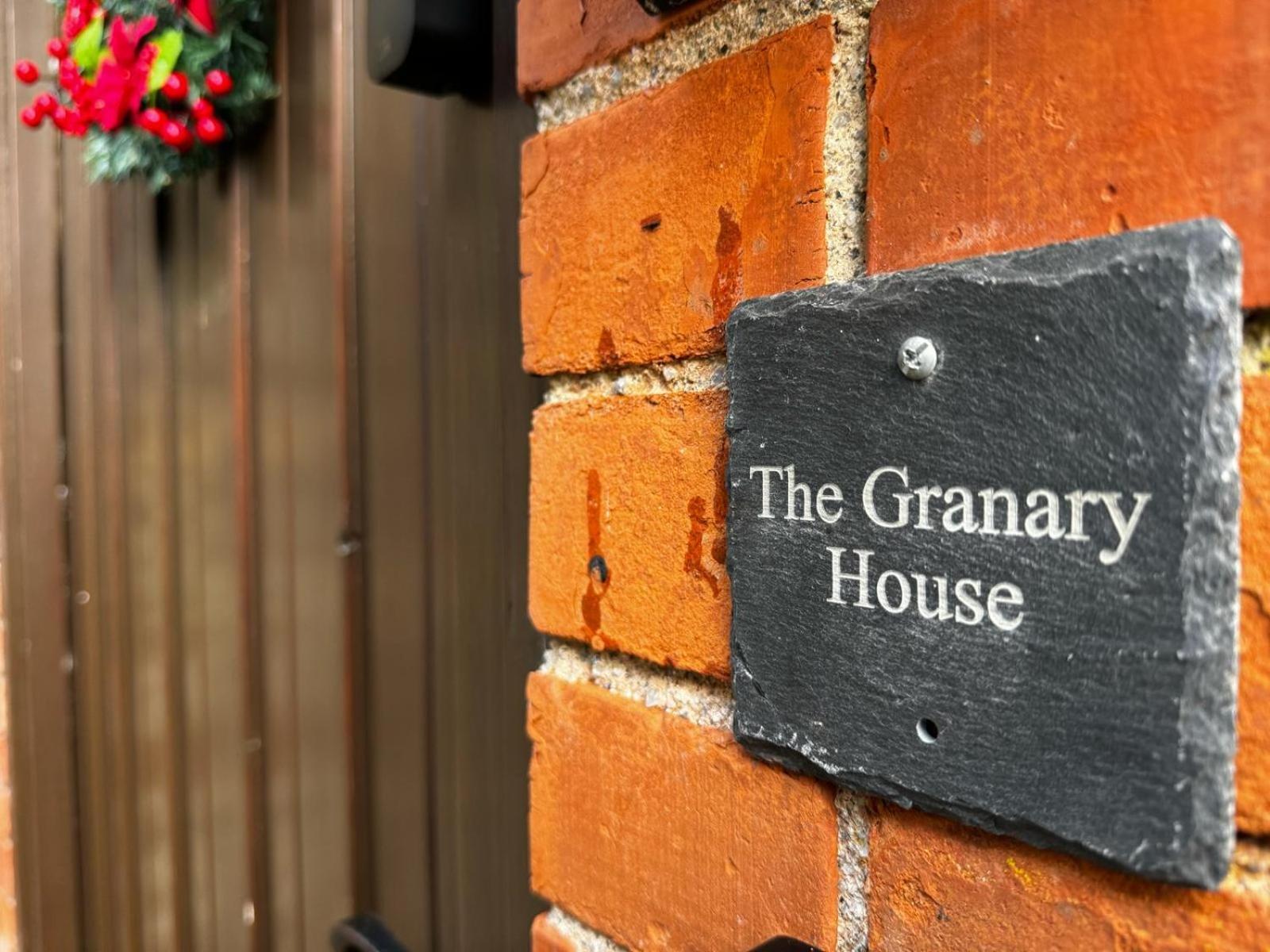 The Granary House - Long Stayz Plymouth Exteriör bild